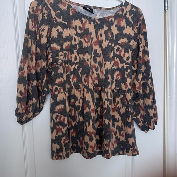 Bobeau Medium Babydoll Top Blouse Top Shirt Womens Animal-Print - Picture 3 of 3